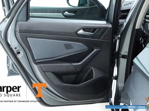 Used 2025 Volkswagen Jetta SE w/ Sunroof Package FWD image 54