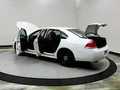 Used 2014 Chevrolet Impala Police FWD image 12