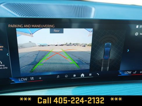 Used 2025 BMW 330i xDrive Sedan AWD/4WD image 37
