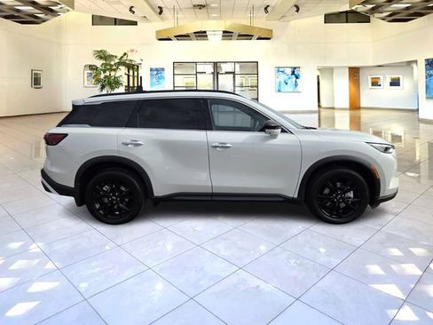 Certified 2025 INFINITI QX60 Luxe w/ Black Edition AWD/4WD image 8