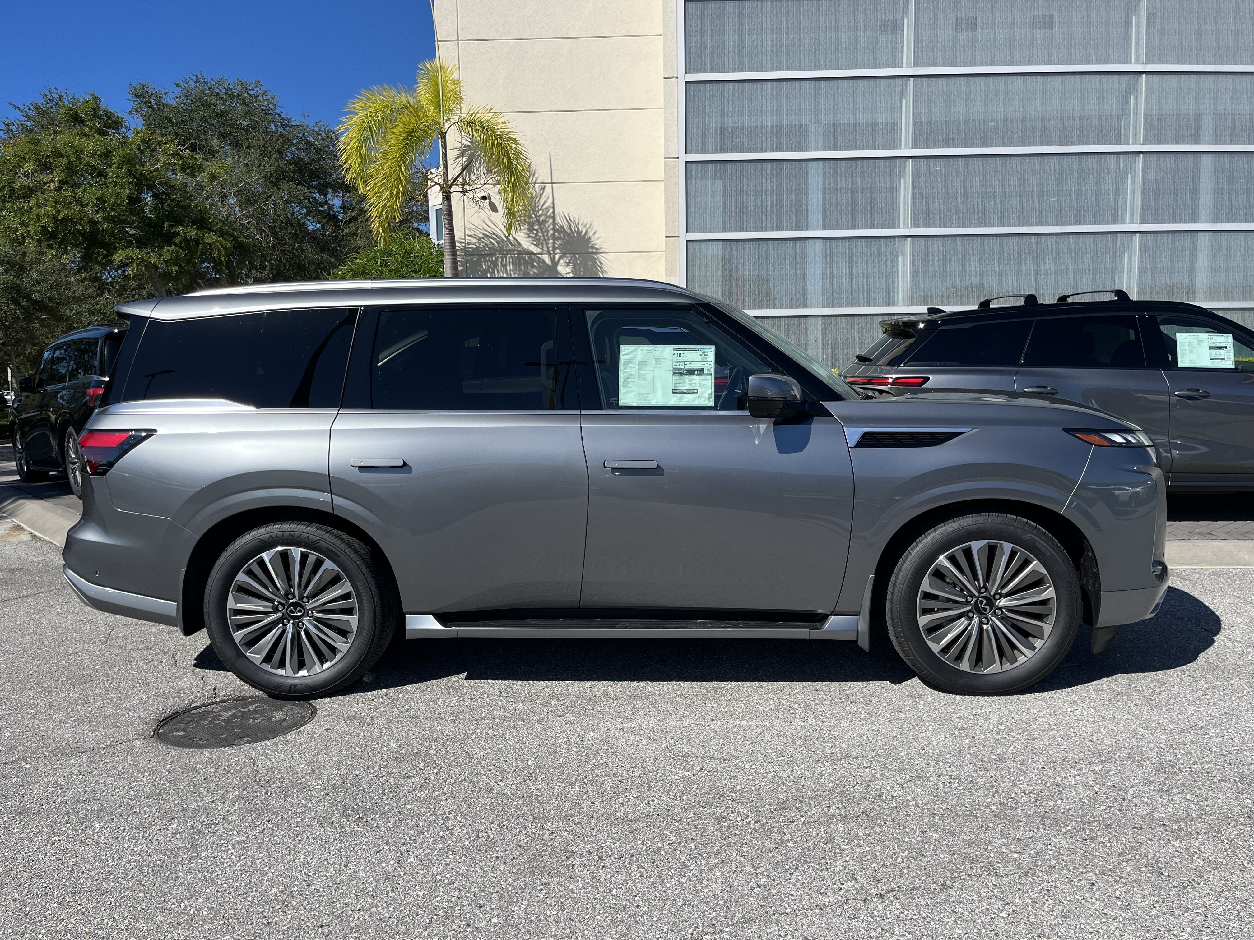 New 2027 INFINITI QX80 Luxe w/ Cargo Package RWD image 6
