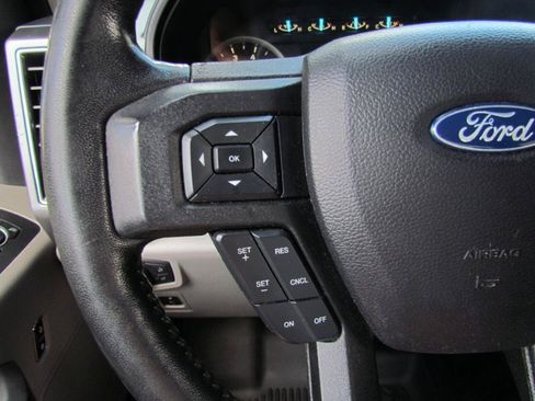 Used 2020 Ford F150 XLT w/ Equipment Group 302A Luxury RWD image 31