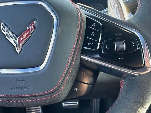 Used 2023 Chevrolet Corvette Stingray Premium Cpe w/ Z51 Performance Package RWD image 16