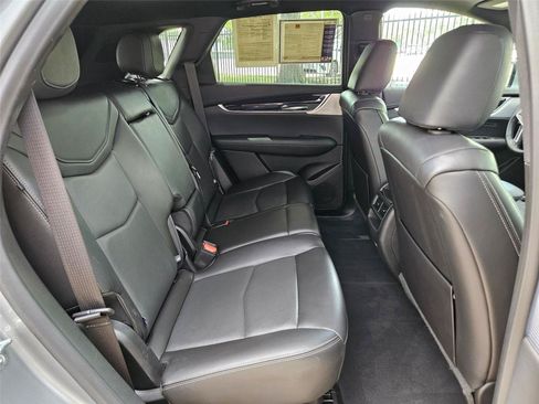 Used 2025 Cadillac XT5 Premium Luxury AWD/4WD image 27
