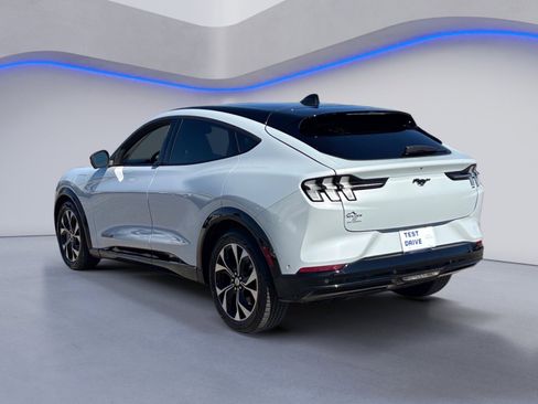 Used 2022 Ford Mustang Mach-E Premium image 12