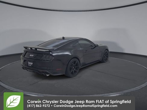 Used 2021 Ford Mustang GT w/ GT Performance Package RWD image 14