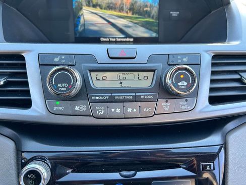 Used 2016 Honda Odyssey EX-L image 27
