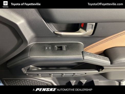 Used 2026 Toyota 4Runner Limited image 23