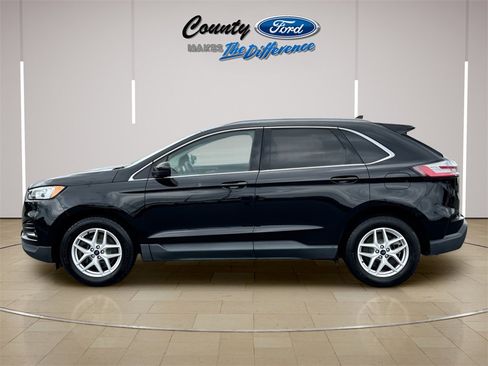 Used 2022 Ford Edge SEL w/ Class II Trailer Tow Package image 3
