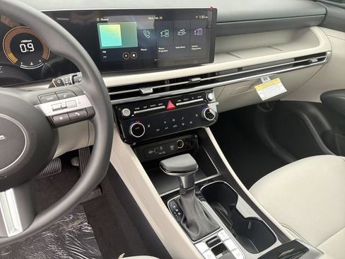 New 2026 Hyundai Tucson SEL FWD image 30