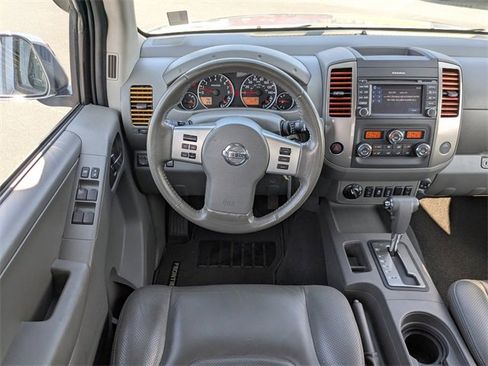 Used 2019 Nissan Frontier SL image 14