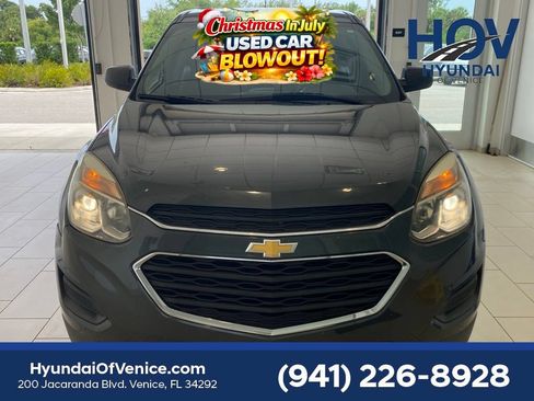 Used 2017 Chevrolet Equinox LS FWD image 32