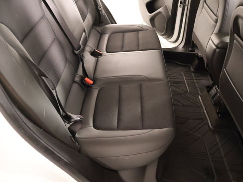 Used 2023 Chevrolet TrailBlazer RS w/ Sun and Liftgate Package FWD image 14