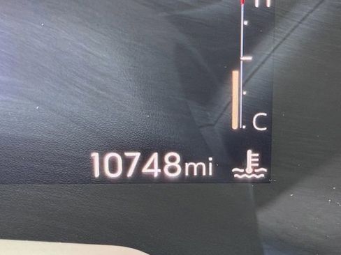 Used 2024 Buick Envista Preferred w/ Convenience I Package image 16