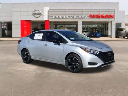 New 2025 Nissan Versa SR w/ Trunk Package