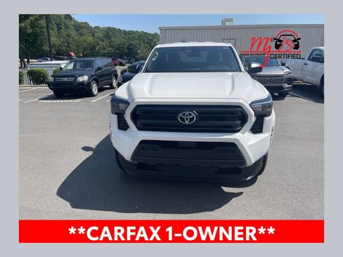 Used 2025 Toyota Tacoma SR w/ Towing Package RWD image 1