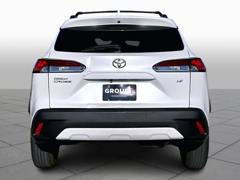 Used 2023 Toyota Corolla Cross LE image 4