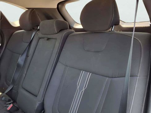 Certified 2022 Hyundai Tucson SEL w/ Convenience Package FWD image 9