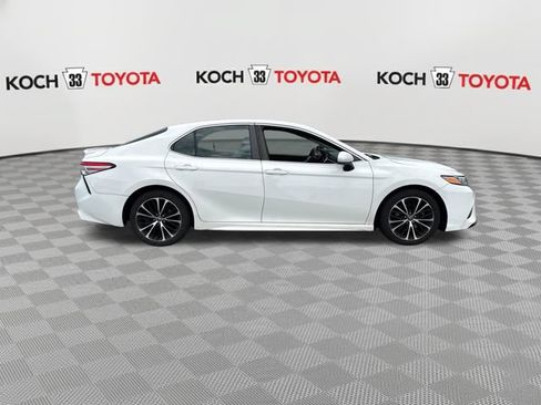 Used 2018 Toyota Camry SE w/ Protection Package (Q2) FWD image 9