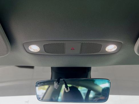 Used 2021 Tesla Model 3 Performance image 18