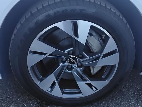 Certified 2023 Audi e-tron Premium w/ Convenience Plus Package image 11