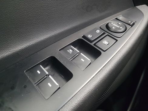 Used 2021 Hyundai Tucson Limited w/ Cargo Package image 27