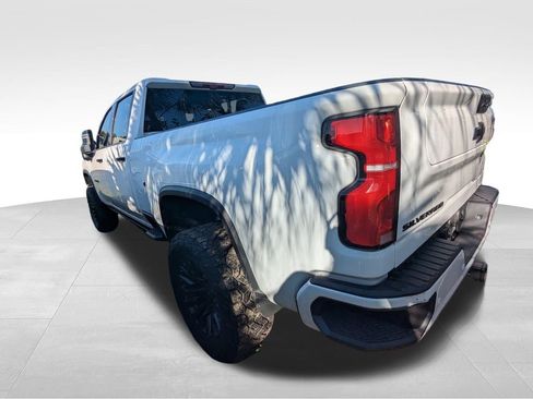 Certified 2024 Chevrolet Silverado 3500 LTZ w/ LTZ Plus Package image 8