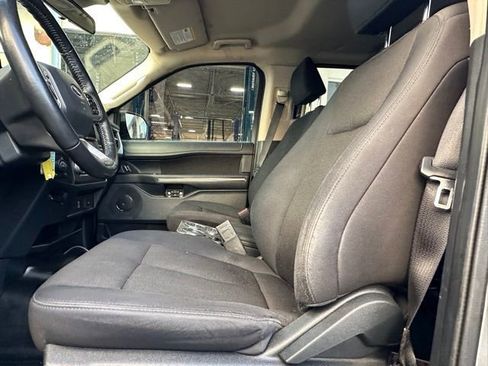 Used 2022 Ford Expedition XL image 9