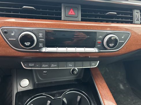 Used 2022 Audi A4 2.0T Premium Plus w/ Premium Plus Package image 33