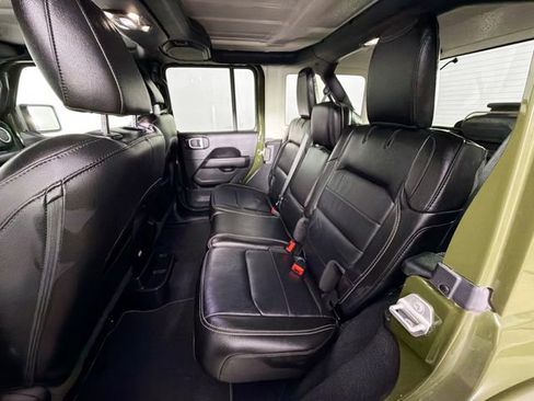 Used 2021 Jeep Wrangler Unlimited Sahara image 25