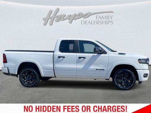 Used 2025 RAM 1500 Big Horn AWD/4WD image 2
