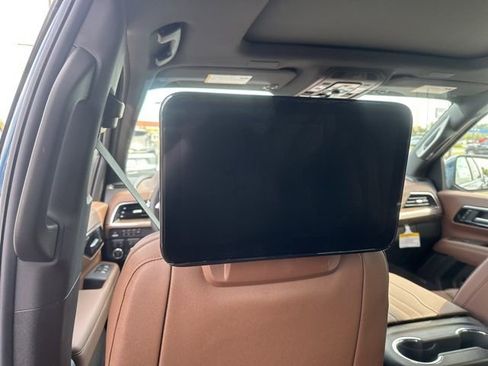 New 2026 Chevrolet Suburban High Country image 29