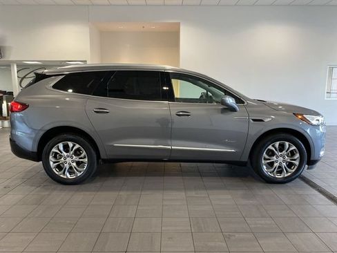 Used 2019 Buick Enclave Avenir w/ Avenir Technology Package FWD image 33