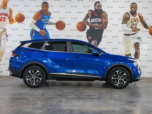 Used 2023 Kia Sportage EX FWD image 18