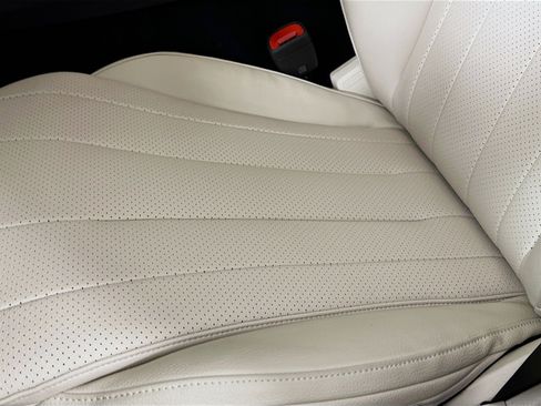 Certified 2026 Mercedes-Benz E 350 4MATIC Sedan image 24