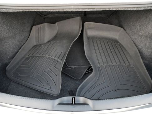 Used 2023 Chrysler 300 Touring L image 18