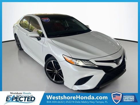 Used 2020 Toyota Camry XSE image 1