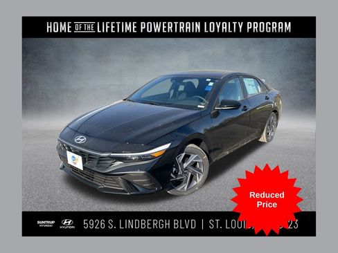 Used 2025 Hyundai Elantra SEL image 1