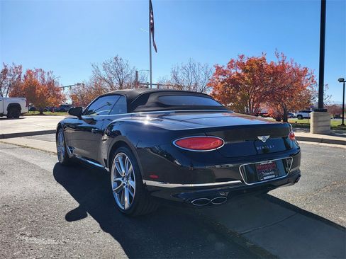 Used 2023 Bentley Continental GT V8 image 7