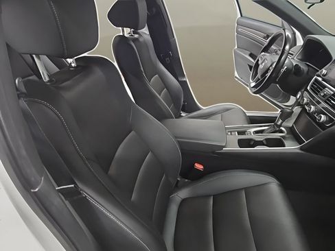 Used 2020 Honda Accord Sport image 19