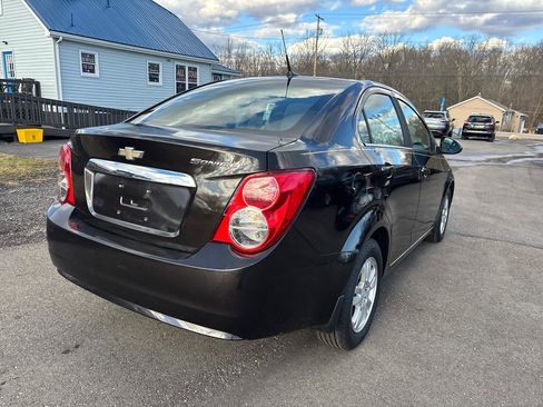 Used 2013 Chevrolet Sonic LT FWD image 6