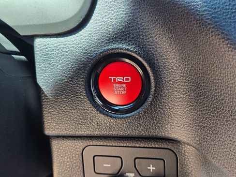 New 2026 Toyota Tundra SR5 AWD/4WD image 30