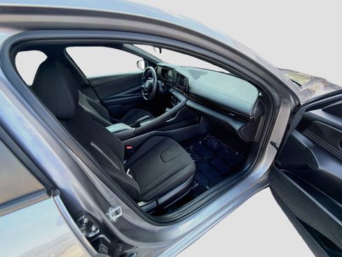 Used 2025 Hyundai Elantra Sport w/ Cargo Package FWD image 28