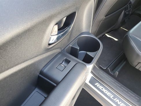 Used 2020 Honda Ridgeline RTL-E image 9