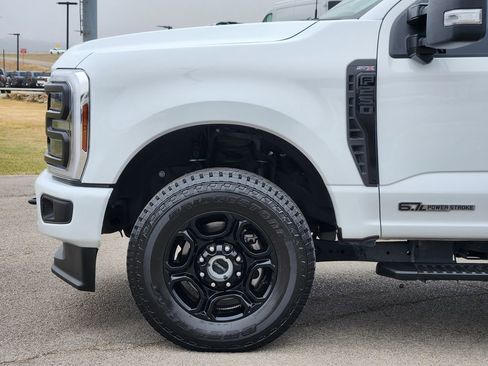 Used 2024 Ford F250 XL w/ STX Appearance Package image 8