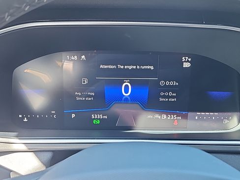 Used 2025 Volkswagen Taos SE AWD/4WD image 21