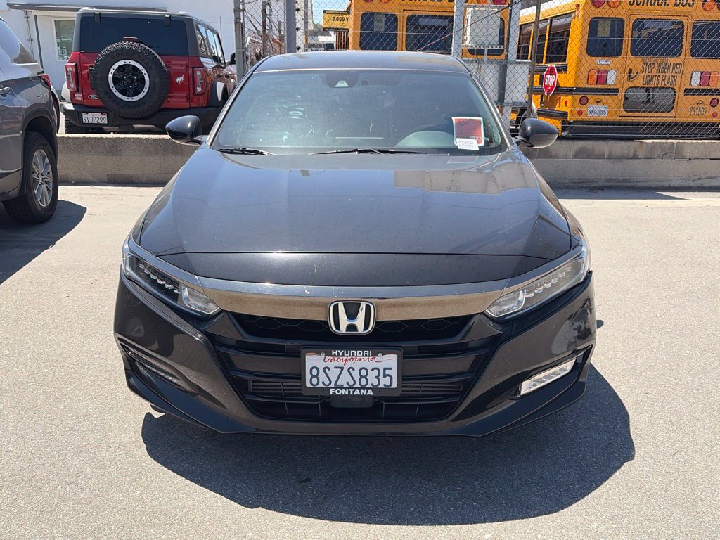 Used 2020 Honda Accord Sport image 2