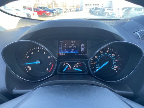 Used 2014 Ford Escape SE w/ Equipment Group 201A image 12