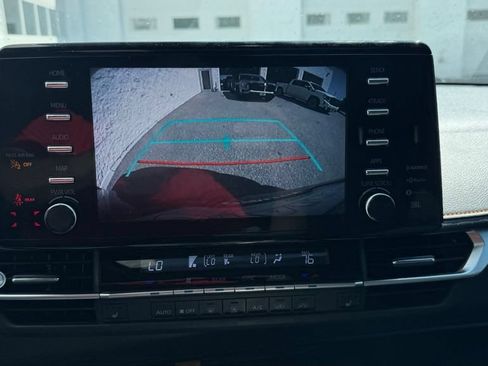 Used 2022 Toyota Sienna XSE w/ XSE Plus Package AWD/4WD image 24