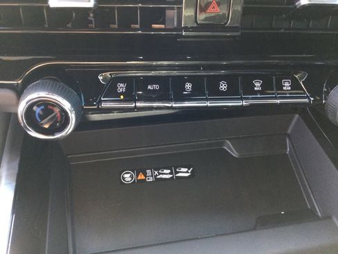 New 2025 Chevrolet Tahoe Z71 w/ Z71 Off-Road Package image 23